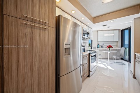 Copropriété à vendre à Miami, Floride: 2 chambres, 142.88 m2 № 1172585 - photo 14