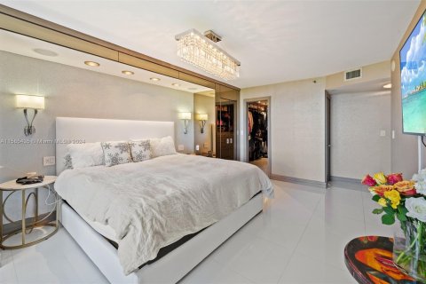 Condominio en venta en Miami, Florida, 2 dormitorios, 142.88 m2 № 1172585 - foto 17