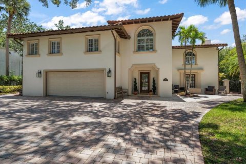 Villa ou maison à vendre à Tampa, Floride: 4 chambres, 437.29 m2 № 1242901 - photo 2