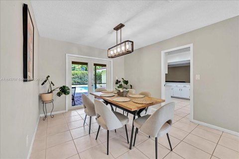 Casa en venta en Coral Springs, Florida, 4 dormitorios, 191.94 m2 № 1325655 - foto 18