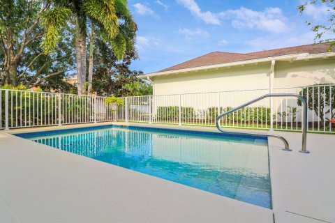 House in Jupiter, Florida 3 bedrooms, 165.09 sq.m. № 1129003 - photo 5