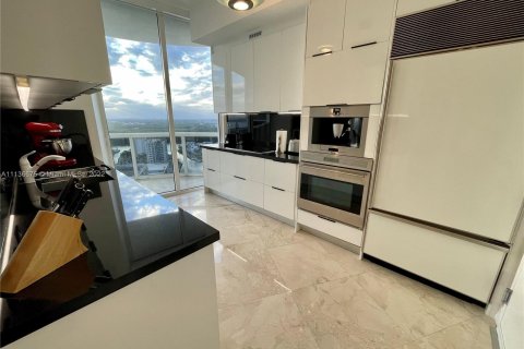 Copropriété à vendre à Sunny Isles Beach, Floride: 2 chambres, 133.31 m2 № 1505 - photo 5