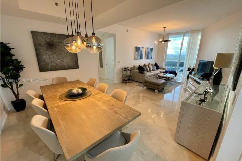 Copropriété à vendre à Sunny Isles Beach, Floride: 2 chambres, 133.31 m2 № 1505 - photo 4