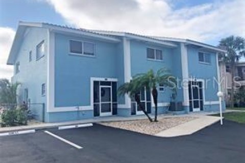 Copropriété à vendre à Punta Gorda, Floride: 2 chambres, 116.96 m2 № 1202410 - photo 1