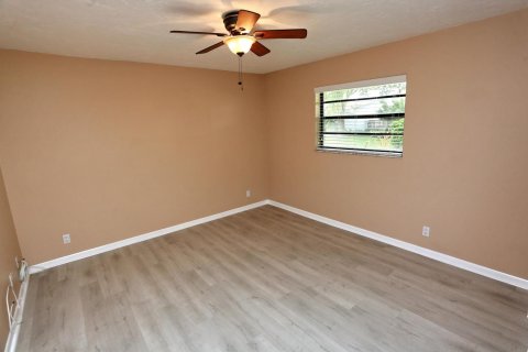 Casa en venta en Tamarac, Florida, 3 dormitorios, 170.29 m2 № 869434 - foto 12