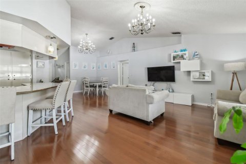 Casa en venta en Tampa, Florida, 3 dormitorios, 149.39 m2 № 1407278 - foto 12