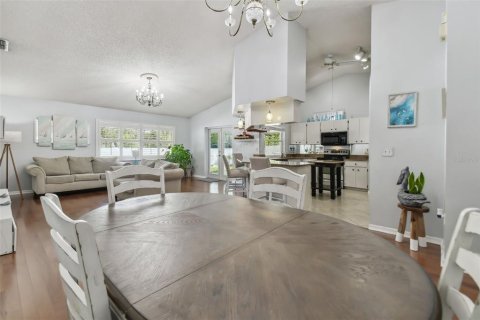 Casa en venta en Tampa, Florida, 3 dormitorios, 149.39 m2 № 1407278 - foto 8