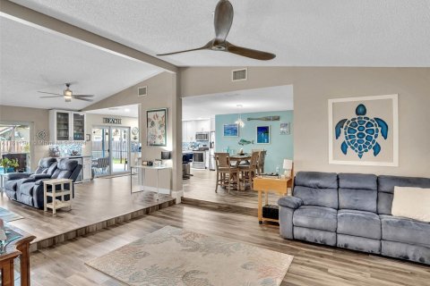 Casa en venta en Coral Springs, Florida, 4 dormitorios, 217.02 m2 № 1233660 - foto 2
