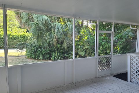 Casa en venta en Fort Lauderdale, Florida, 3 dormitorios, 133.59 m2 № 1132176 - foto 16