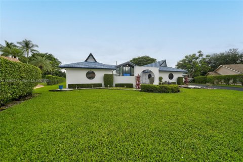 Villa ou maison à vendre à Plantation, Floride: 5 chambres, 413.97 m2 № 674390 - photo 6