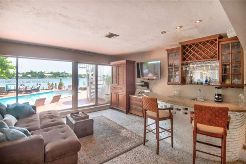 Casa en venta en Miami Beach, Florida, 4 dormitorios, 286.14 m2 № 1377412 - foto 30