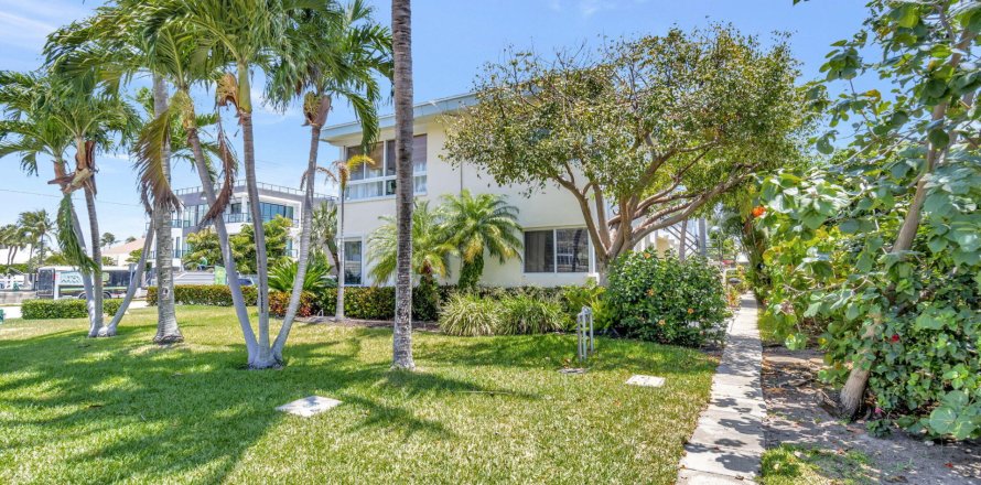 Condo in Delray Beach, Florida, 2 bedrooms  № 1160289