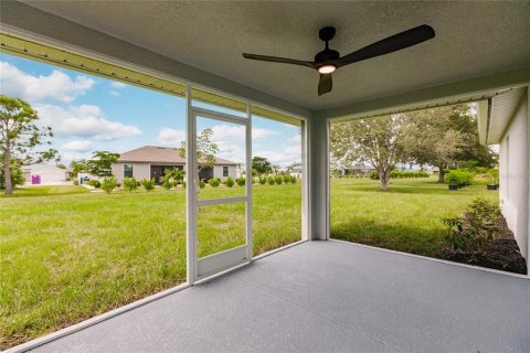 Villa ou maison à vendre à Punta Gorda, Floride: 4 chambres, 170.29 m2 № 1110751 - photo 10