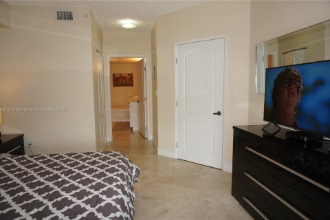 Copropriété à louer à Sunny Isles Beach, Floride: 2 chambres, 106 m2 № 20270 - photo 12