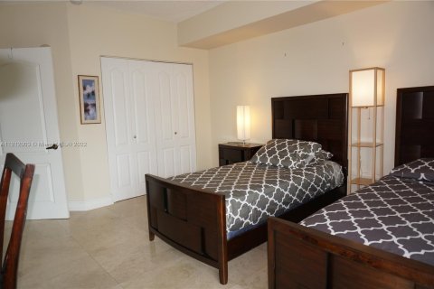 Condominio en alquiler en Sunny Isles Beach, Florida, 2 dormitorios, 106 m2 № 20270 - foto 18