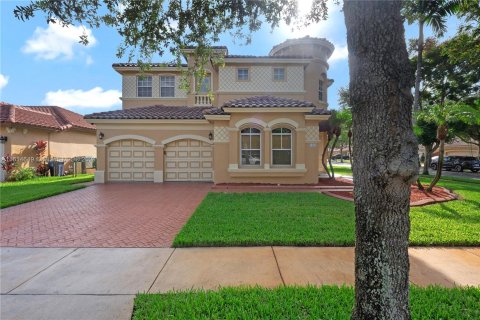 Villa ou maison à vendre à Miramar, Floride: 5 chambres, 291.43 m2 № 1236953 - photo 3