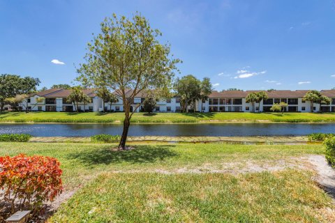 Condo in Boynton Beach, Florida, 2 bedrooms  № 1208162 - photo 18