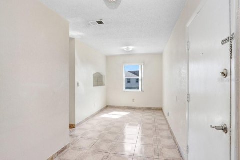 Condo in Tampa, Florida, 3 bedrooms  № 1425460 - photo 8