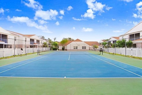 Condo in Tampa, Florida, 3 bedrooms  № 1425460 - photo 29