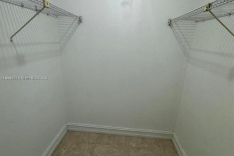 Condominio en venta en Miami, Florida, 2 dormitorios, 108.79 m2 № 1440083 - foto 7