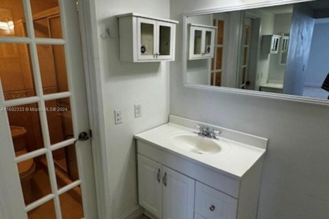 Condominio en venta en Miami, Florida, 2 dormitorios, 108.79 m2 № 1440083 - foto 15