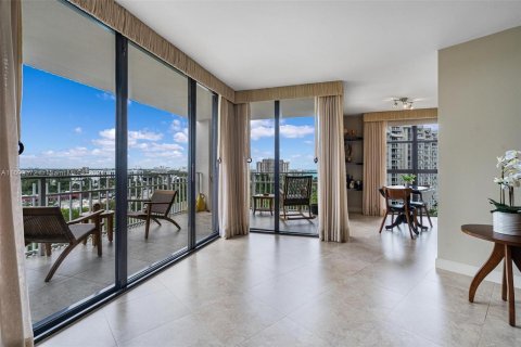 Condominio en venta en Miami, Florida, 2 dormitorios, 142.6 m2 № 1439938 - foto 8