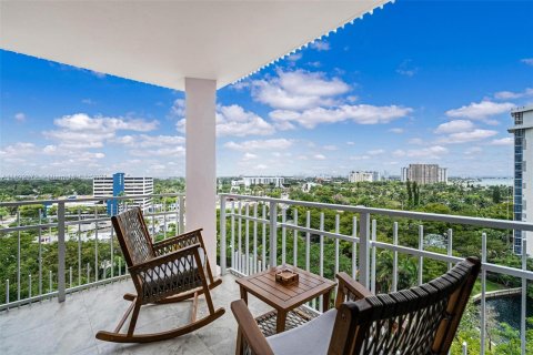 Condominio en venta en Miami, Florida, 2 dormitorios, 142.6 m2 № 1439938 - foto 22