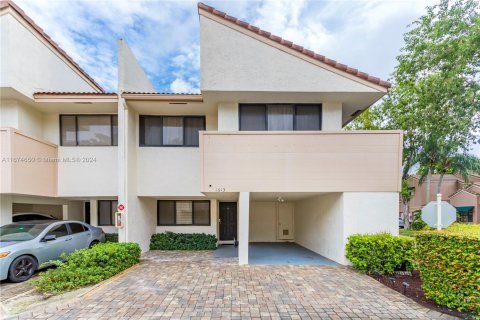 Touwnhouse à vendre à Coral Springs, Floride: 3 chambres, 185.8 m2 № 1398995 - photo 1