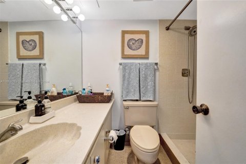 Condo in Hollywood, Florida, 2 bedrooms  № 1364840 - photo 25