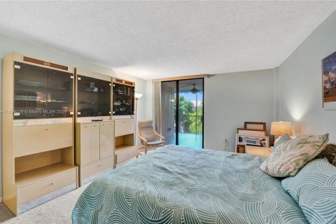 Copropriété à vendre à Hollywood, Floride: 2 chambres, 128.48 m2 № 1364840 - photo 23