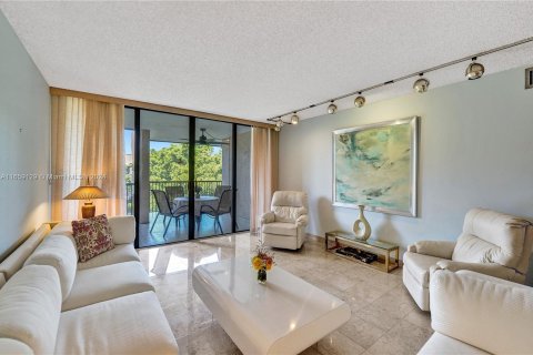 Copropriété à vendre à Hollywood, Floride: 2 chambres, 128.48 m2 № 1364840 - photo 3