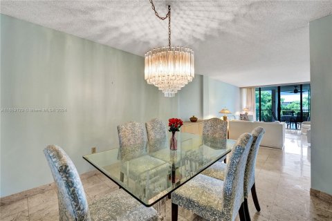 Copropriété à vendre à Hollywood, Floride: 2 chambres, 128.48 m2 № 1364840 - photo 6