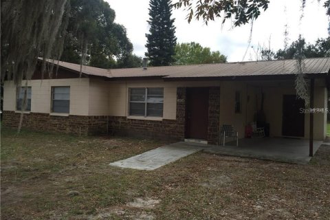 House in Lakeland, Florida 3 bedrooms, 134.52 sq.m. № 1122192 - photo 1