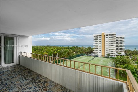 Condominio en venta en Key Biscayne, Florida, 2 dormitorios, 125.42 m2 № 956391 - foto 6