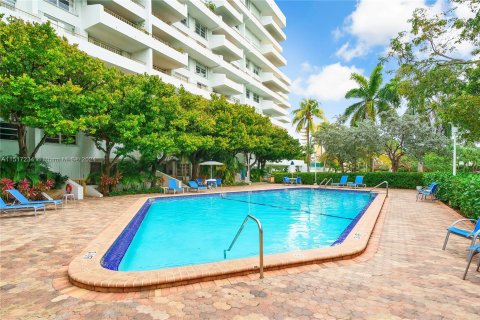 Condominio en venta en Key Biscayne, Florida, 2 dormitorios, 125.42 m2 № 956391 - foto 25