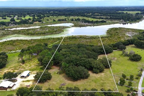 Terreno en venta en Umatilla, Florida № 1363902 - foto 2