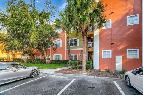 Copropriété à vendre à Tampa, Floride: 2 chambres, 107.58 m2 № 1370244 - photo 2