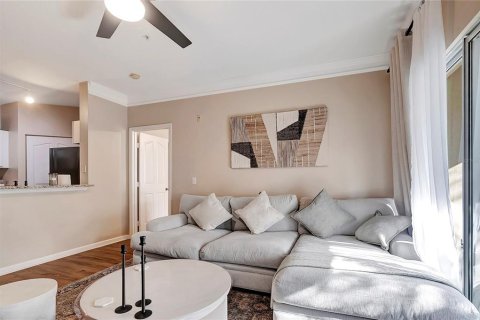 Condo in Tampa, Florida, 2 bedrooms  № 1370244 - photo 13