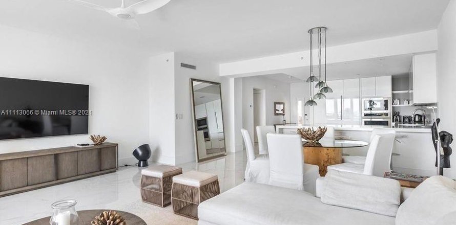 Condominio en Miami Beach, Florida, 3 dormitorios  № 10510