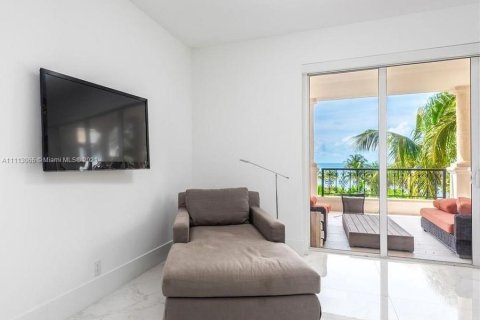 Condominio en alquiler en Miami Beach, Florida, 3 dormitorios, 170.75 m2 № 10510 - foto 12