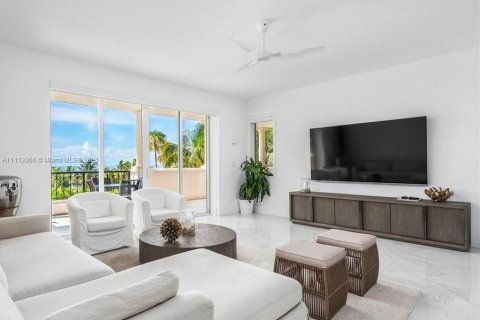 Condominio en alquiler en Miami Beach, Florida, 3 dormitorios, 170.75 m2 № 10510 - foto 6