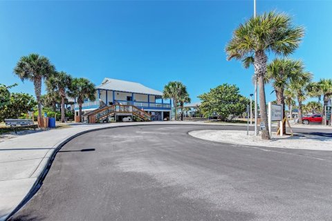 Terrain à vendre à Port Charlotte, Floride № 465573 - photo 5