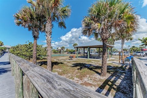 Terrain à vendre à Port Charlotte, Floride № 465573 - photo 19