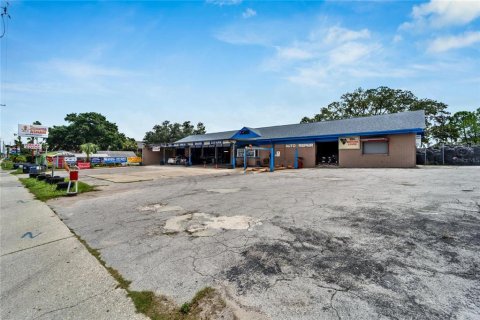 Propiedad comercial en venta en Tampa, Florida, 378.76 m2 № 1393250 - foto 6