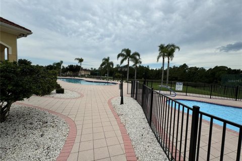 Villa ou maison à louer à Kissimmee, Floride: 2 chambres, 98.01 m2 № 1365052 - photo 23