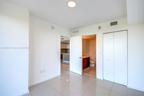 Condominio en venta en Doral, Florida, 2 dormitorios, 97.73 m2 № 980415 - foto 9