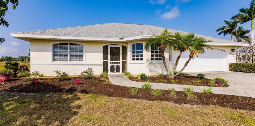 Villa ou maison à Punta Gorda, Floride 3 chambres, 142.33 m2 № 1193944