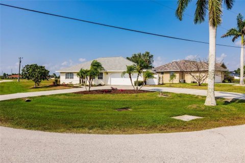 Villa ou maison à vendre à Punta Gorda, Floride: 3 chambres, 142.33 m2 № 1193944 - photo 5