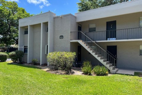 Condo in Davie, Florida, 2 bedrooms  № 1293190 - photo 11