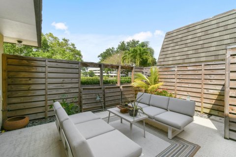 Touwnhouse à vendre à Palm Beach Gardens, Floride: 2 chambres, 138.24 m2 № 1080527 - photo 6